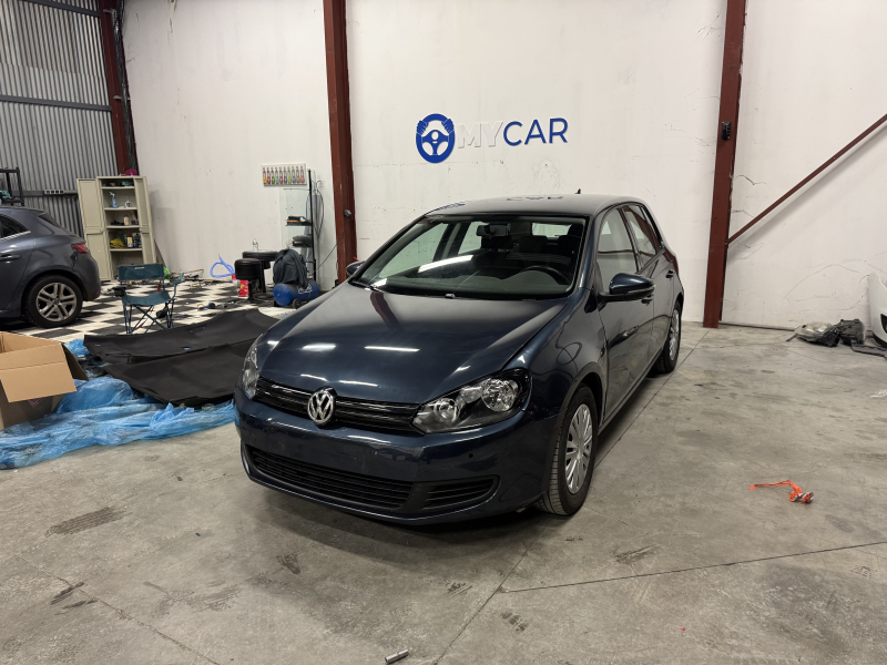Volkswagen Golf VI